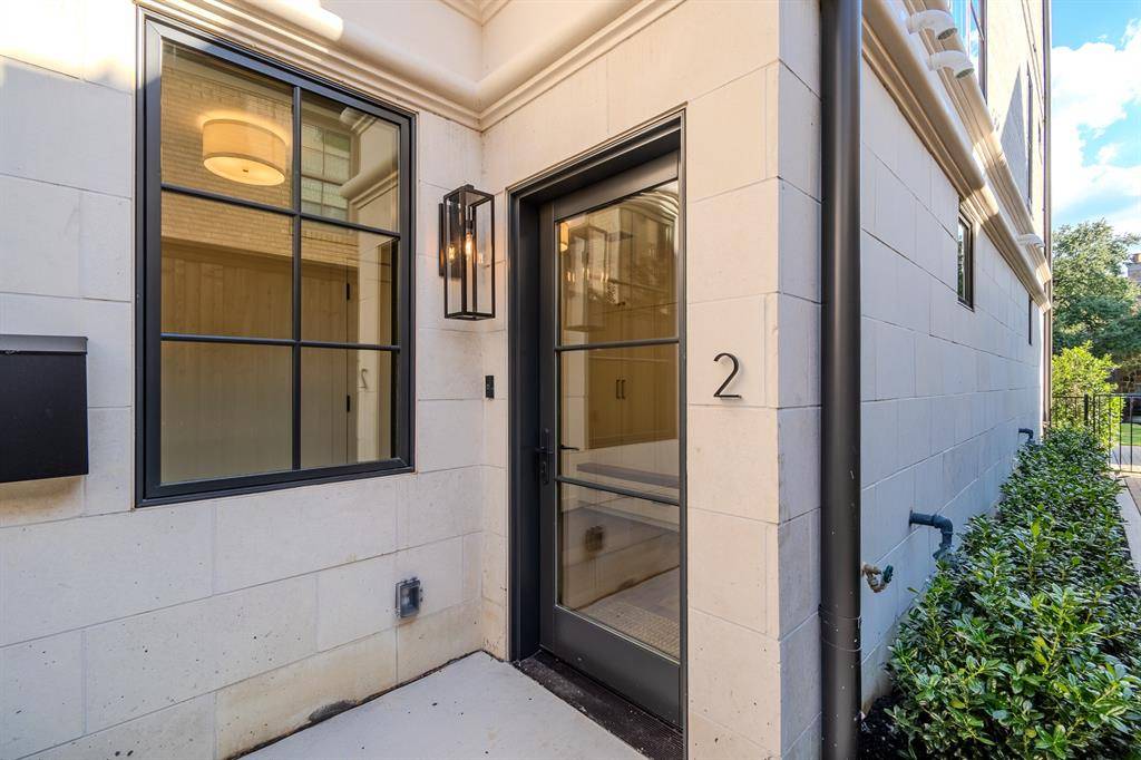 University Park, TX 75205,4128 University Boulevard #2