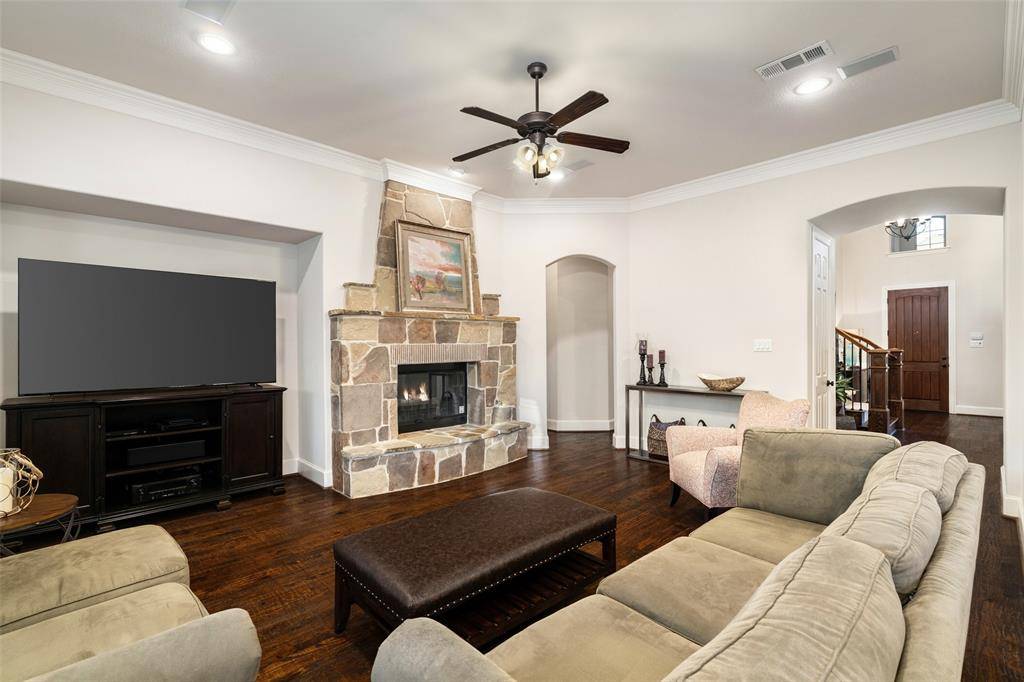 Allen, TX 75013,843 Bear Crossing Drive