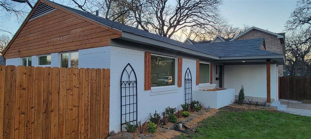 Arlington, TX 76013,922 W Inwood Drive