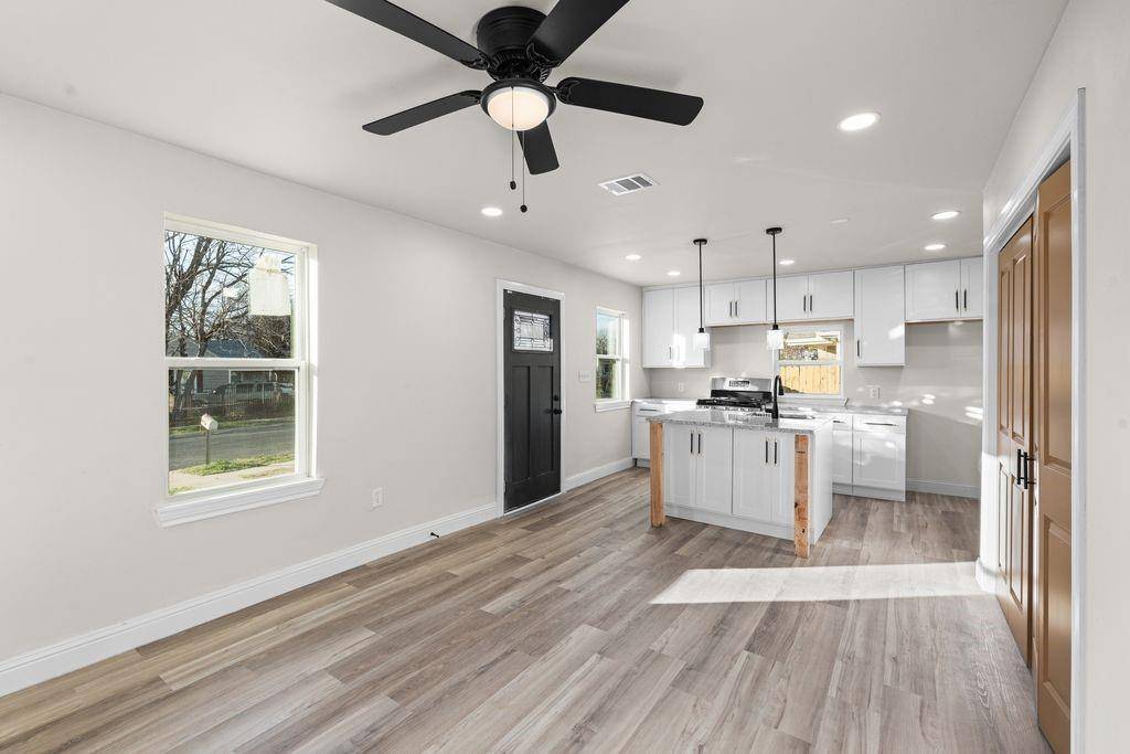 Fort Worth, TX 76105,1909 Wiseman Avenue