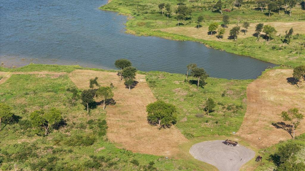 Kerens, TX 75144,L 33 Chambers Bay