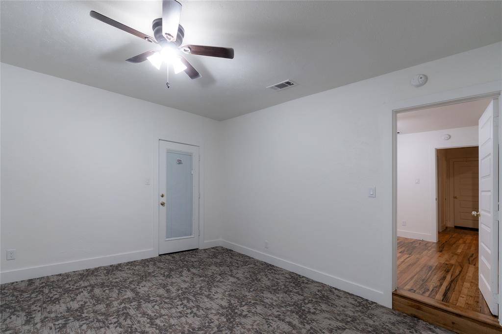 Dallas, TX 75215,2723 Bethurum Avenue