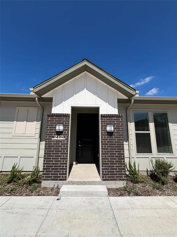 Melissa, TX 75454,300 Lucas Lane #114