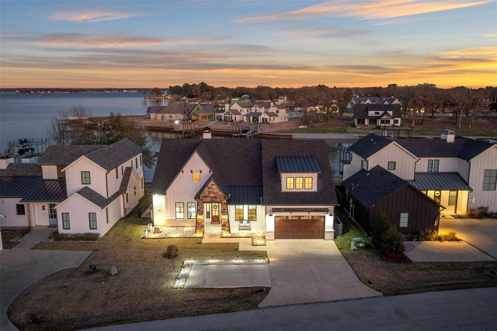 Tool, TX 75143,2517 Homestead Court