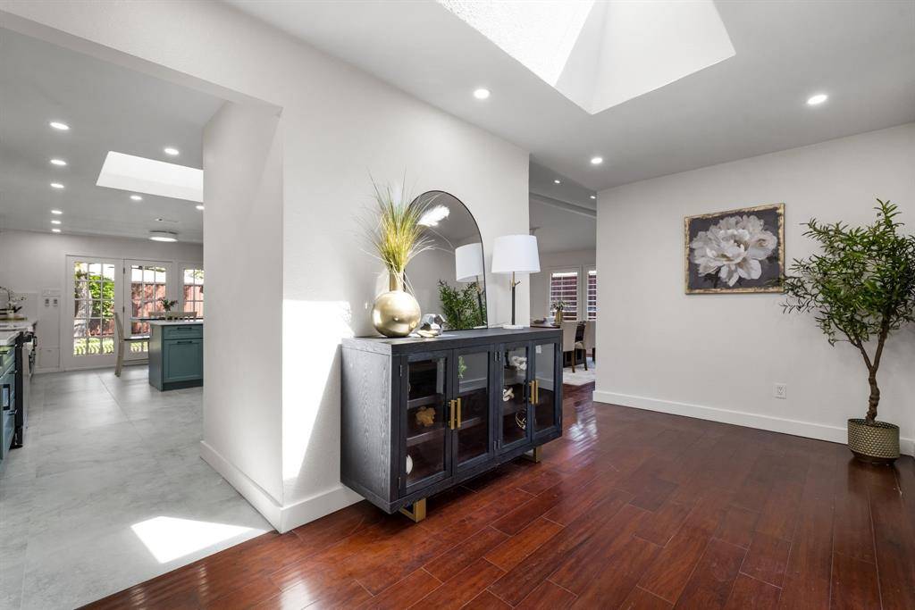 Dallas, TX 75248,6005 Daven Oaks Drive