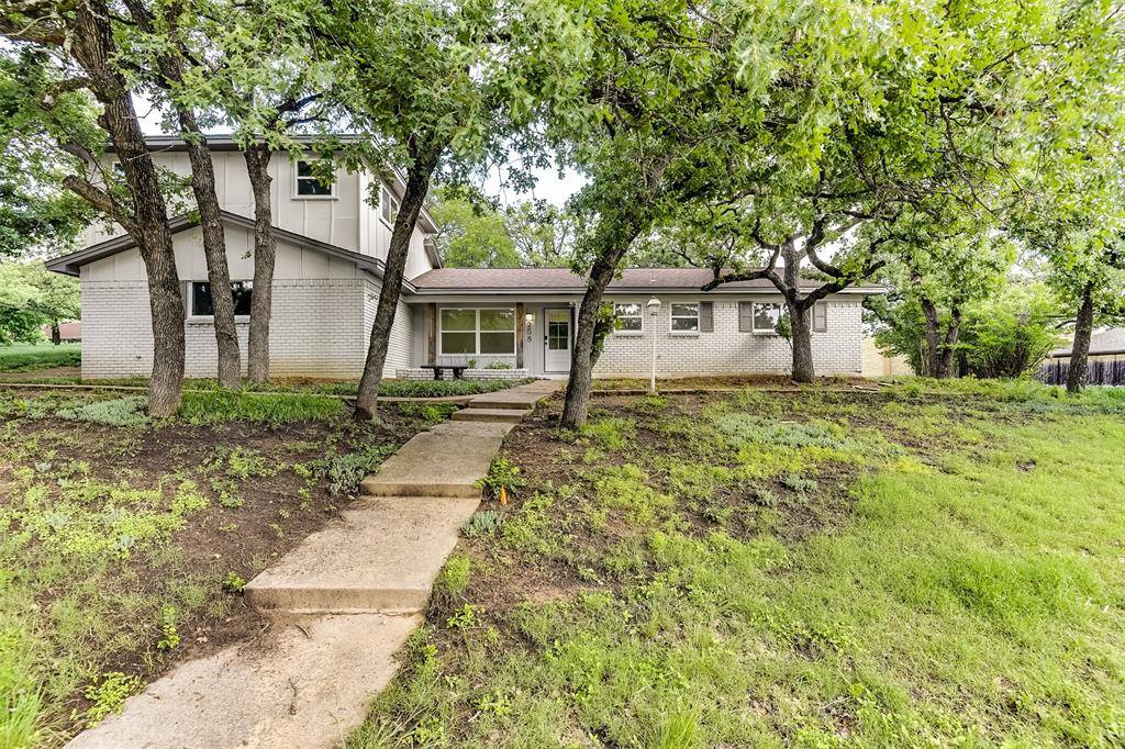Bedford, TX 76022,258 Somerset Terrace