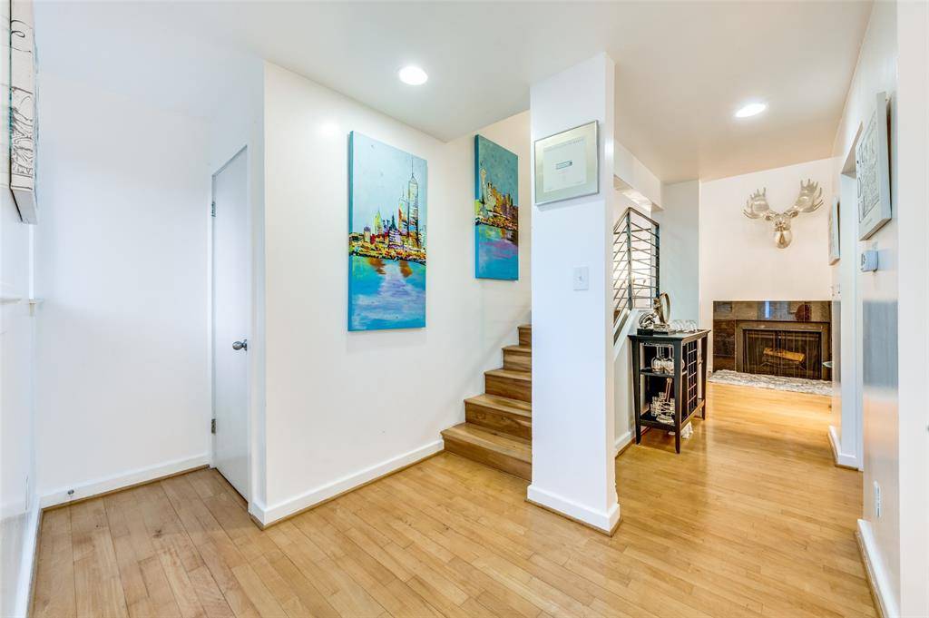 Dallas, TX 75219,4130 Newton Avenue #D