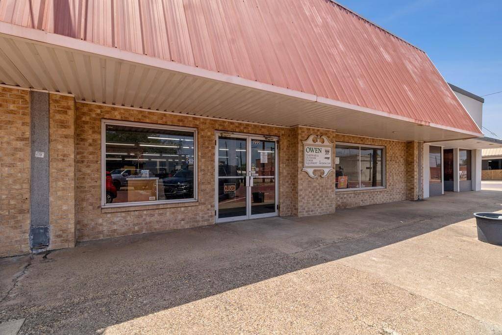 Corsicana, TX 75110,222 N Commerce Street