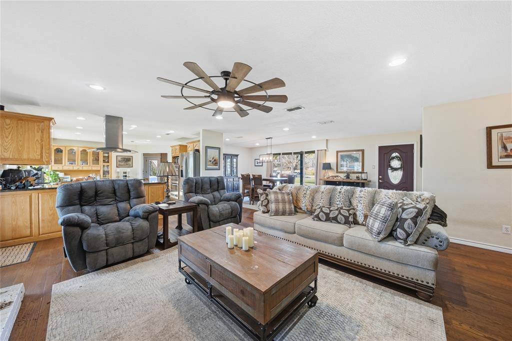 Palestine, TX 75803,3662 ACR 359