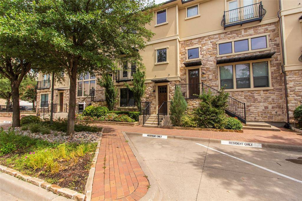 Plano, TX 75024,7416 Bishop Road