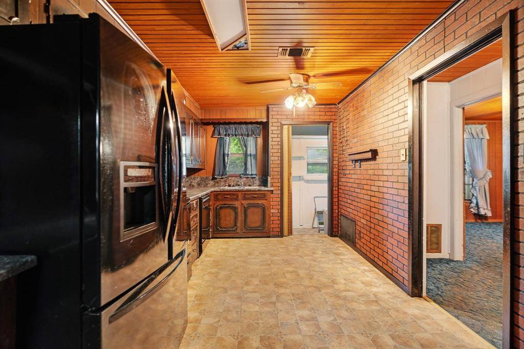 Paris, TX 75460,831 17th Street SE