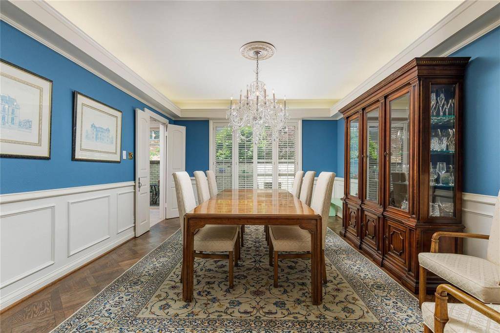 Dallas, TX 75225,6126 Averill Way #103W