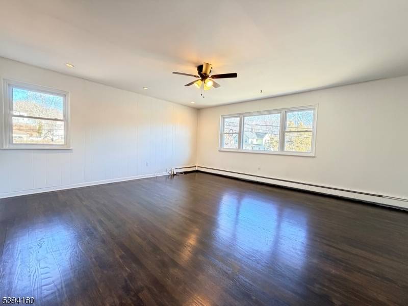 Bloomingdale Boro, NJ 07403,61 Star Lake Rd #2