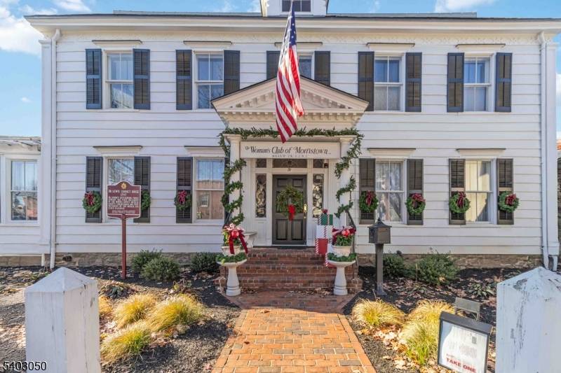 Morristown Town, NJ 07960,51 South St