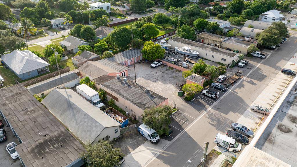 Delray Beach, FL 33483,341 SE 2nd Ave