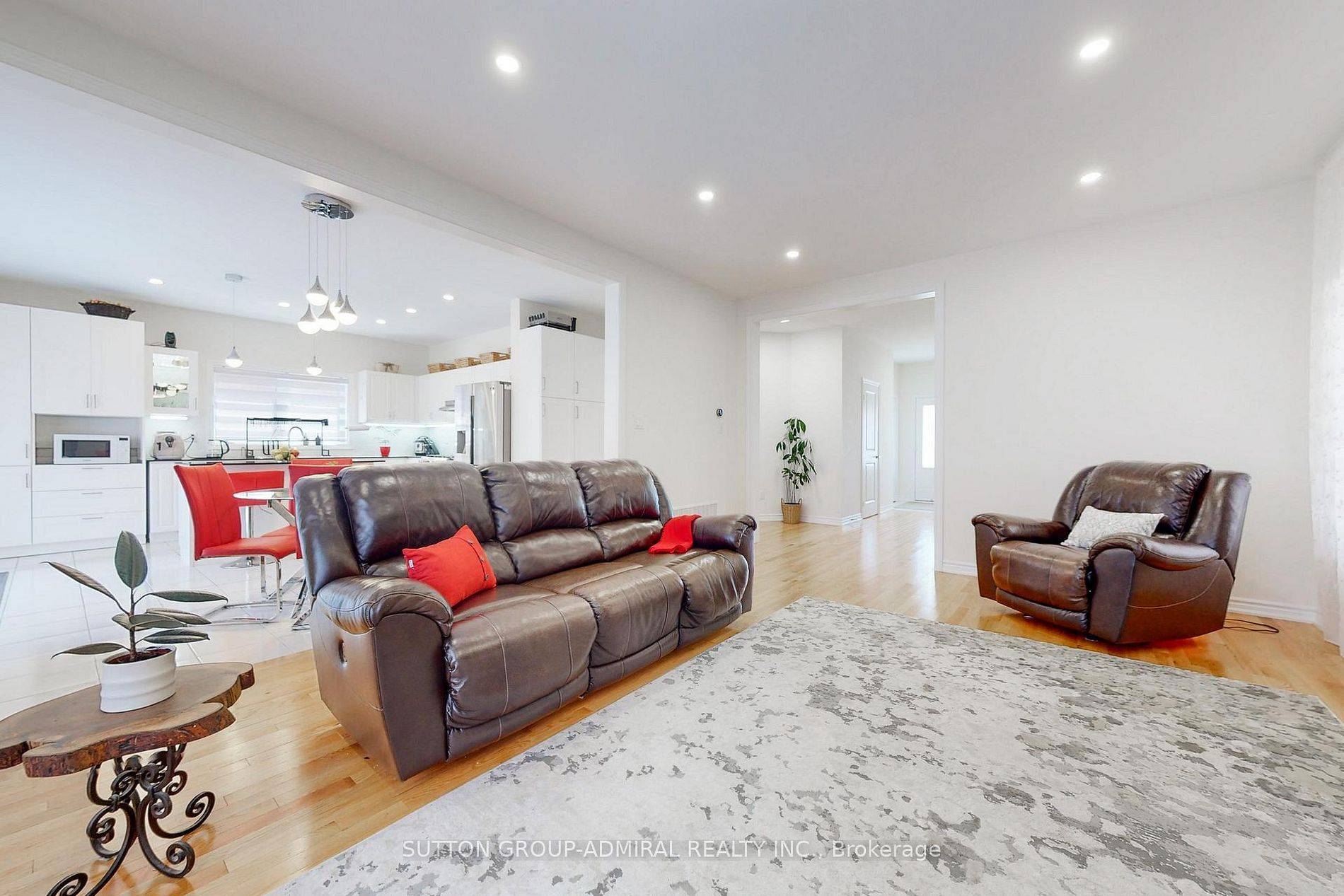 Barrie, ON L4N 5S4,3 Cypress Point ST