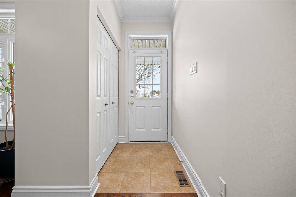 Clarence-rockland, ON K4K 0C9,108 Jade ST