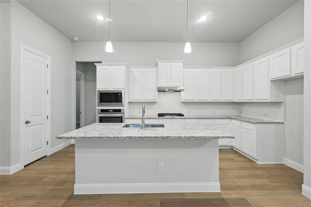 Celina, TX 75009,16529 Freshwater Drive