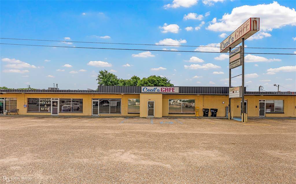 Bossier City, LA 71111,3810 E Texas Street