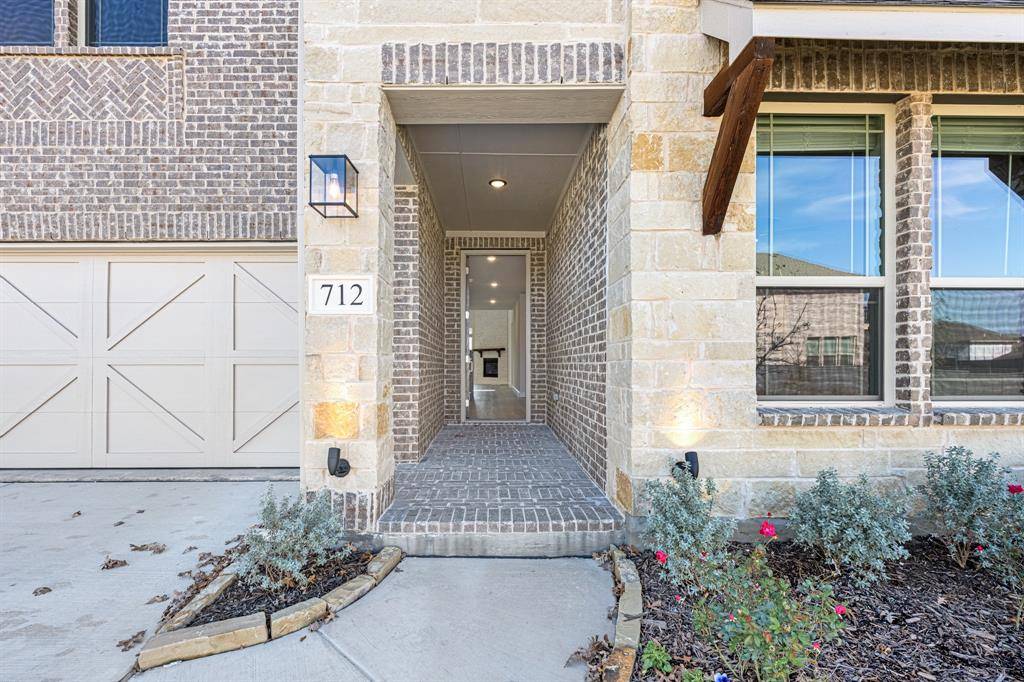 Little Elm, TX 76227,712 Blue Yucca Lane