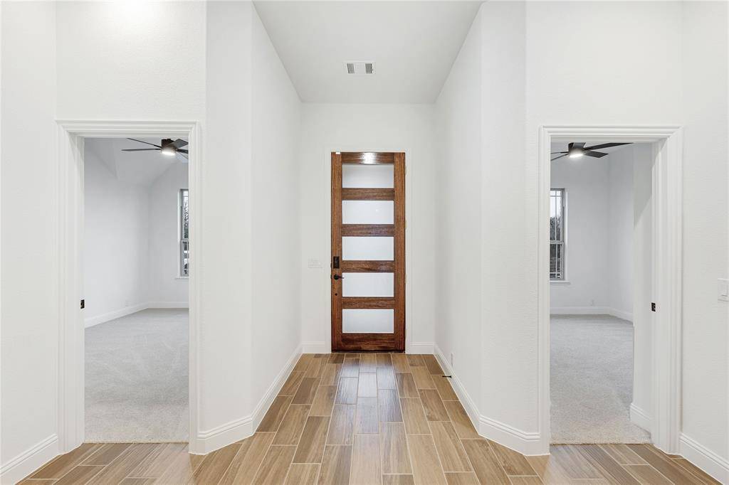 Red Oak, TX 75154,1240 Amberwood Lane