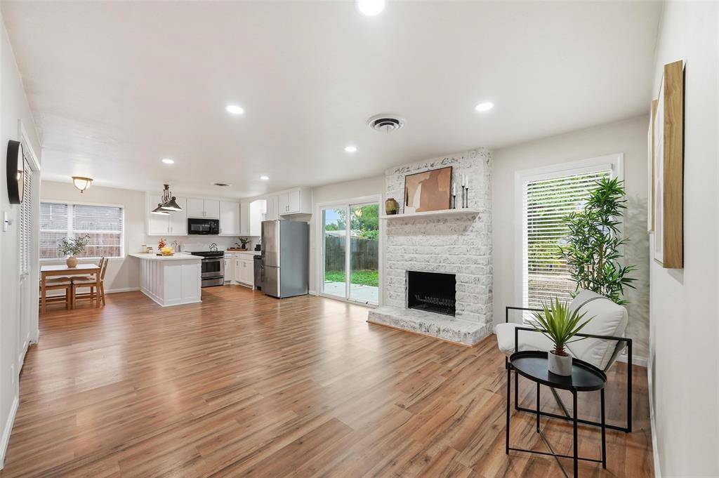 Fort Worth, TX 76133,5225 Ruston Avenue