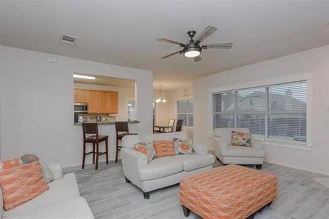 Denton, TX 76210,2713 Clubhouse Drive