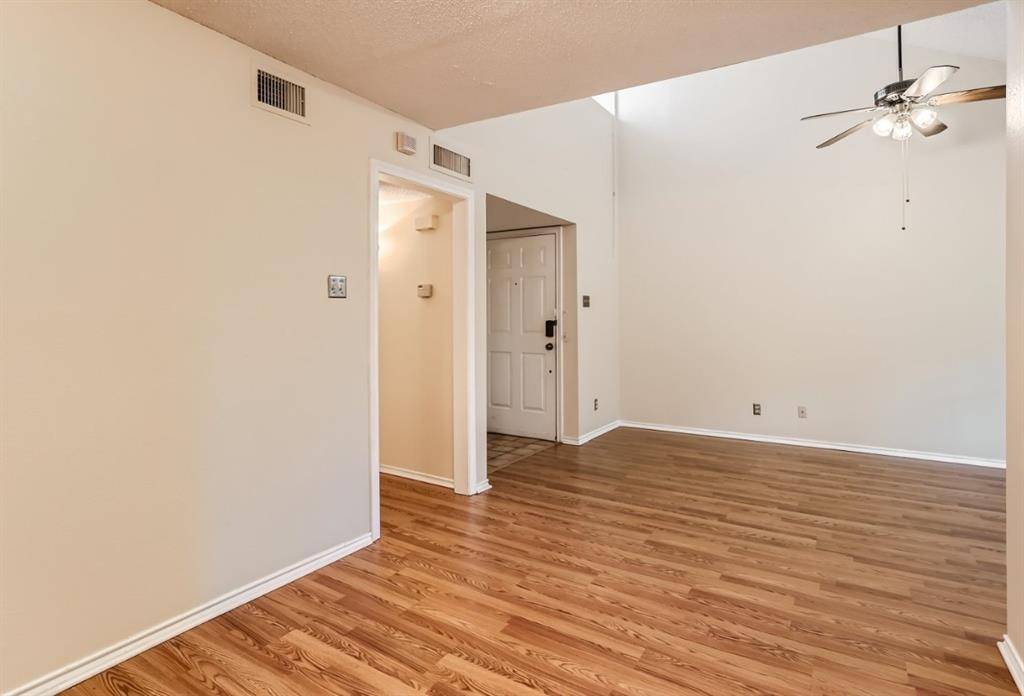 Addison, TX 75001,16301 Ledgemont Lane #257