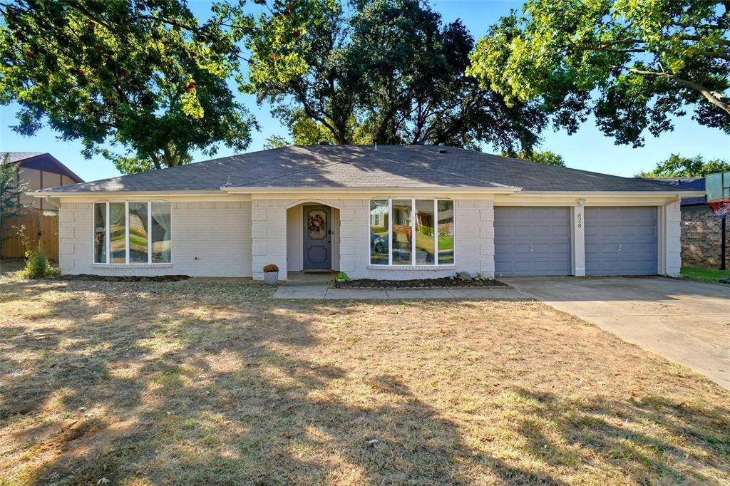 628 Huntwich Drive, Bedford, TX 76021