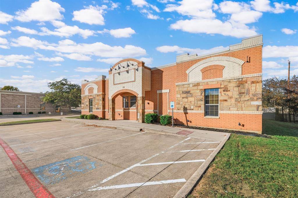 Keller, TX 76248,131 Quest Court