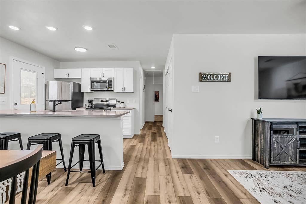 Bonham, TX 75418,308 S 3rd