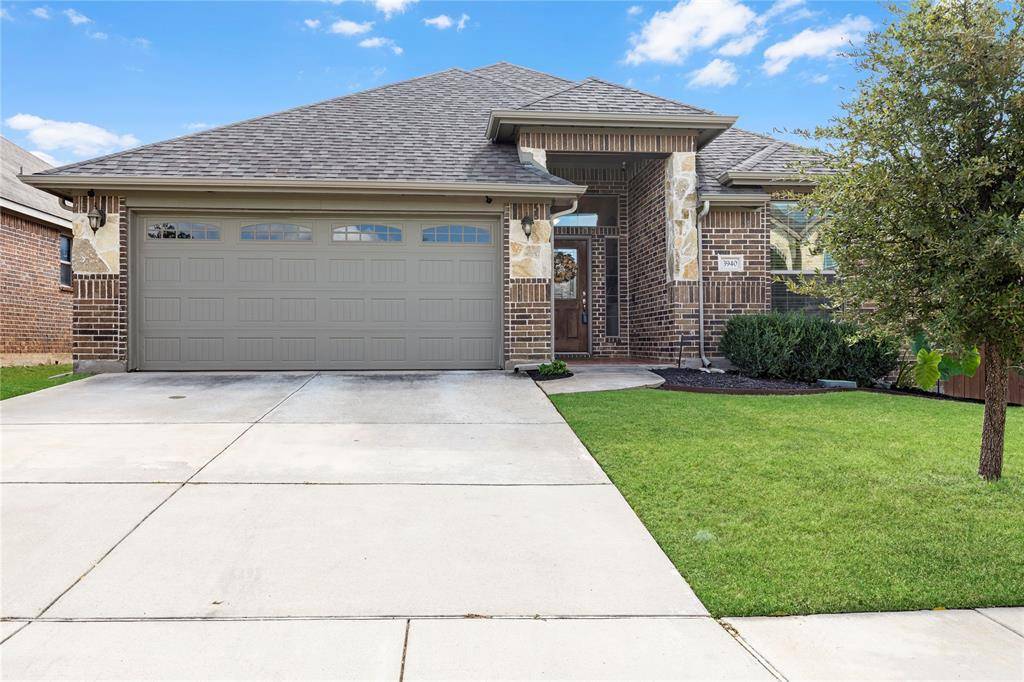 Fort Worth, TX 76262,3940 Hollow Lake Road