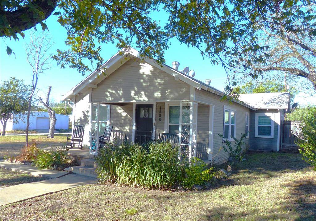 1408 Bridge, Brady, TX 76825