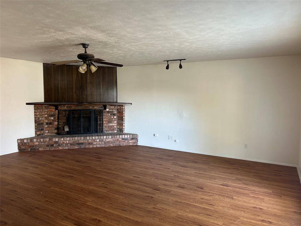 Garland, TX 75040,1826 Legend Drive