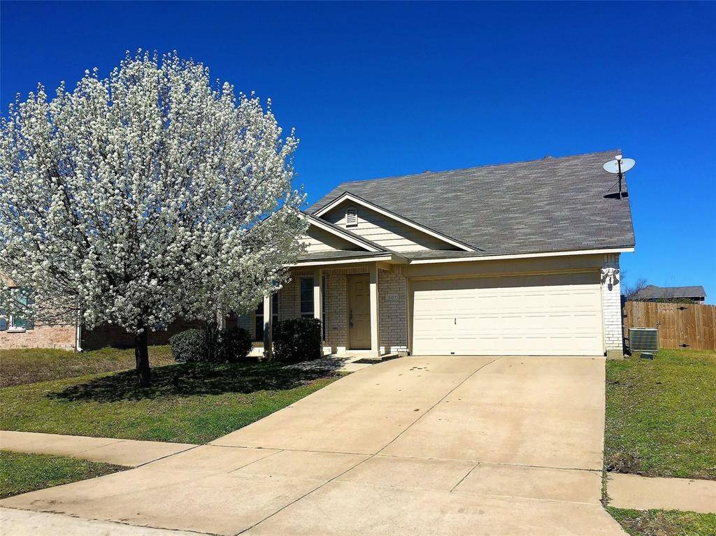 Sanger, TX 76266,307 Quail Crossing Drive