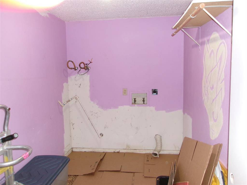 Athens, TX 75751,538 E Massey Street