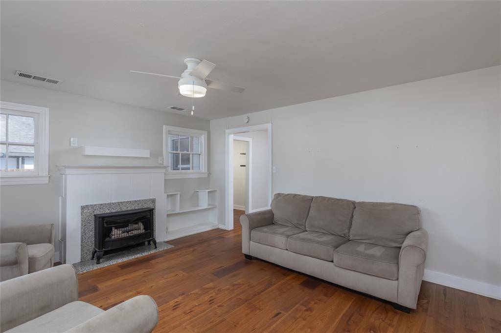 River Oaks, TX 76114,4525 Almena Road