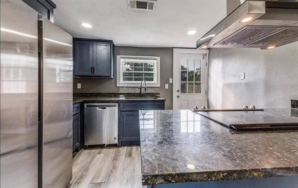 Dallas, TX 75210,3914 Spring Avenue