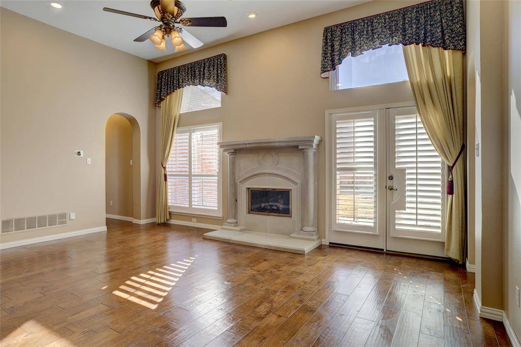 Mckinney, TX 75072,8803 Falcon View Drive
