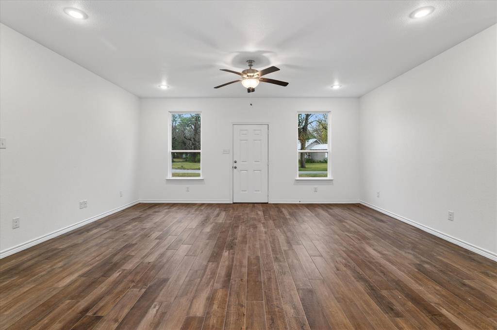 Emory, TX 75440,695 Ravine Street