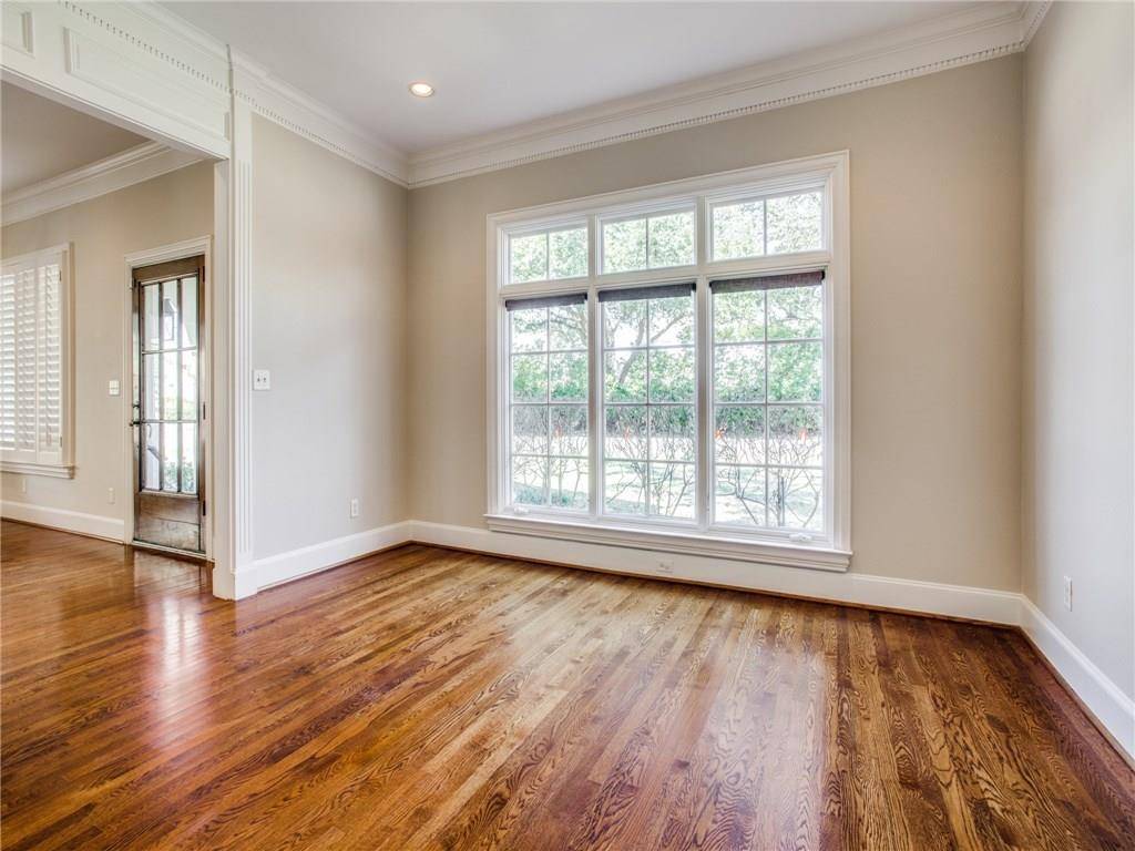 Dallas, TX 75209,4308 N Cresthaven Road