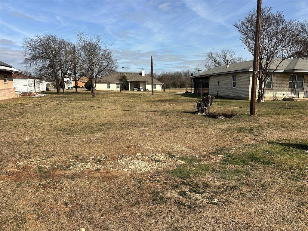 Mcgregor, TX 76657,402 Garfield Street