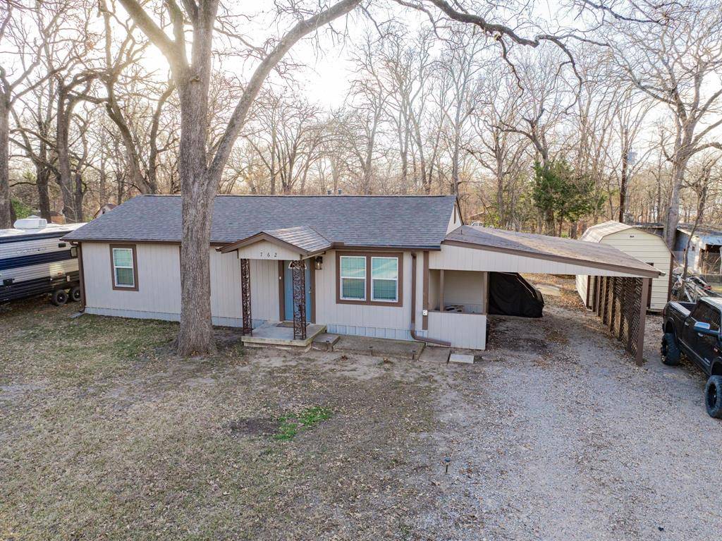 East Tawakoni, TX 75472,762 Oak Leaf Trail