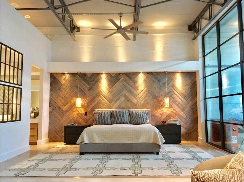 2323 Farrington Street, Dallas, TX 75207