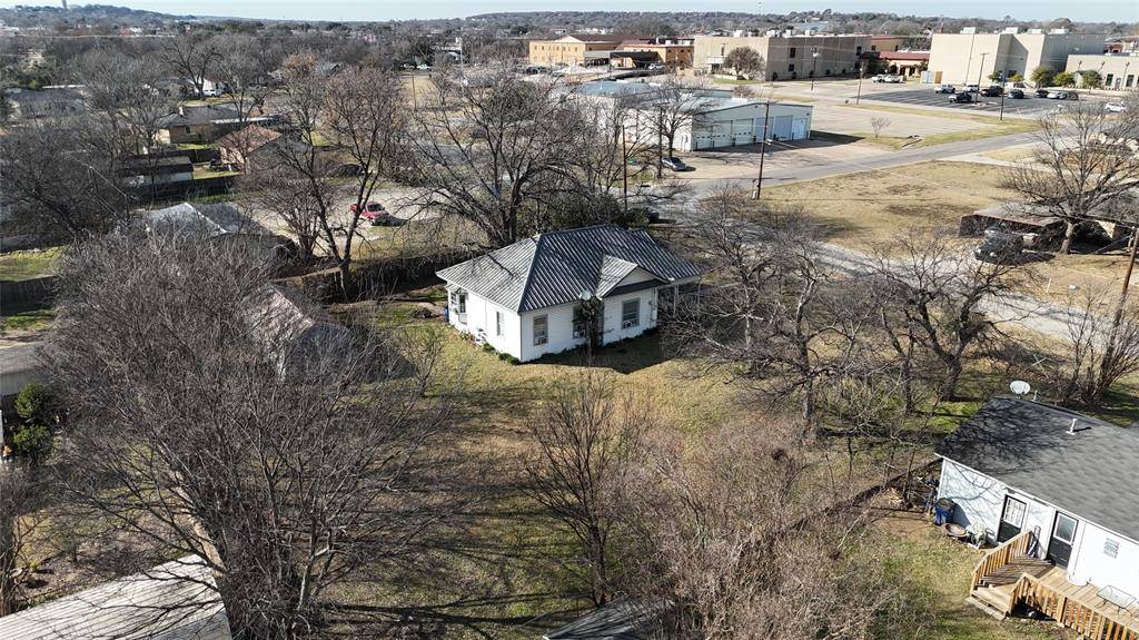 Burleson, TX 76028,213 W Eldred Street