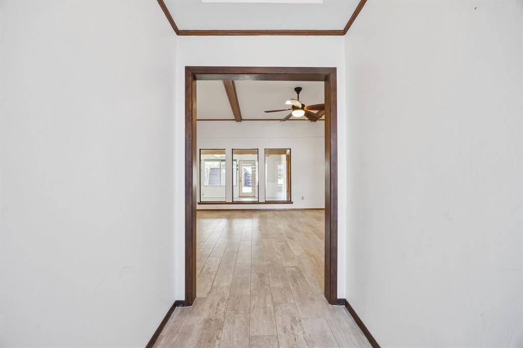 Richardson, TX 75081,902 Windsong Trail