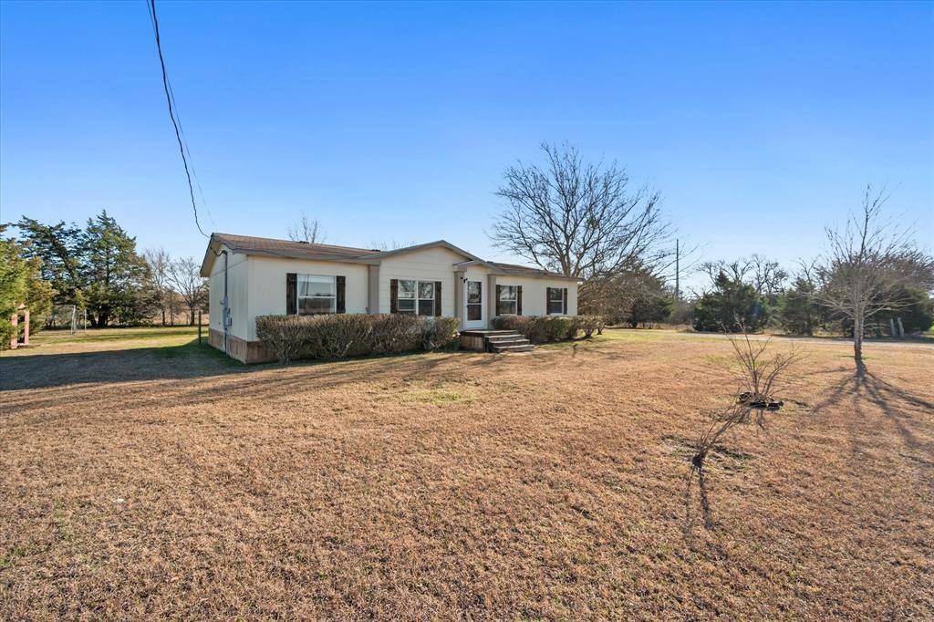 Fairfield, TX 75480,260 N STATE HIGHWAY 75 Highway