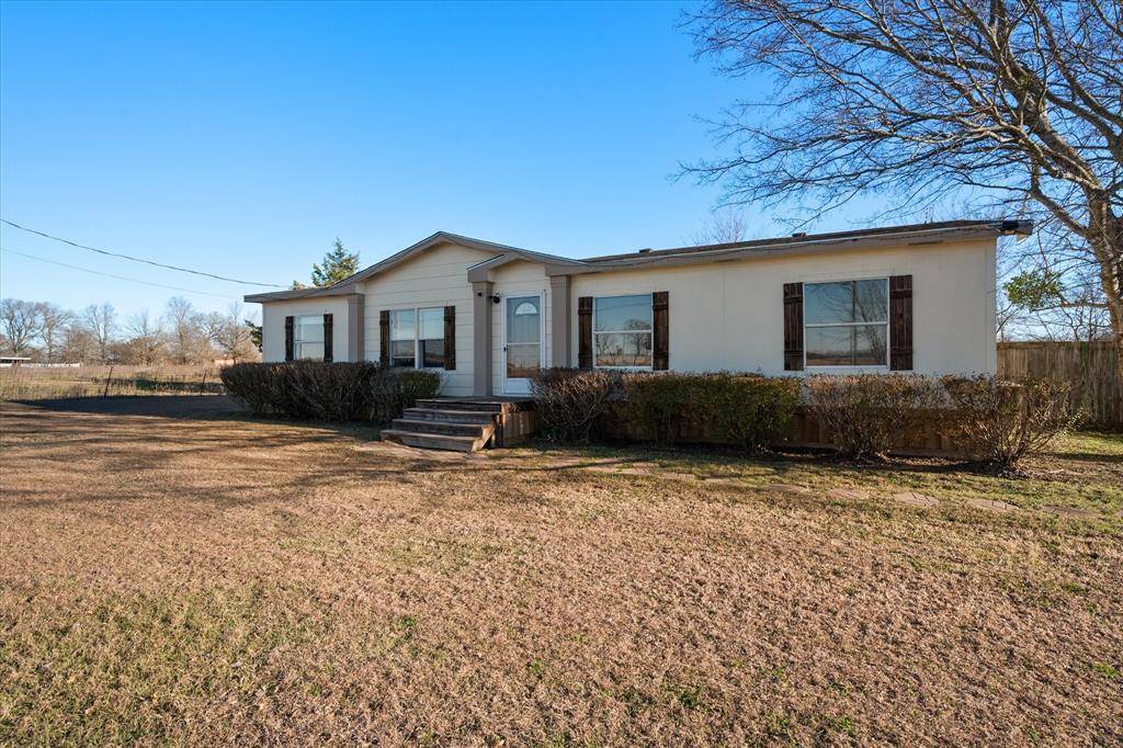 Fairfield, TX 75480,260 N STATE HIGHWAY 75 Highway