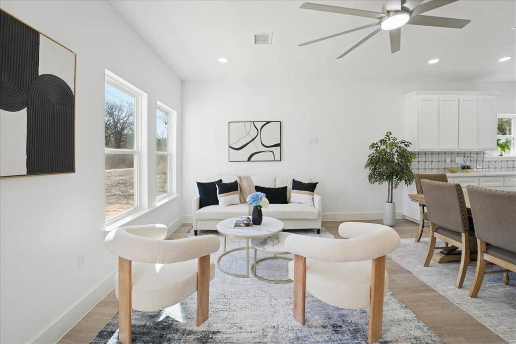 Mabank, TX 75156,120 Running Deer Road