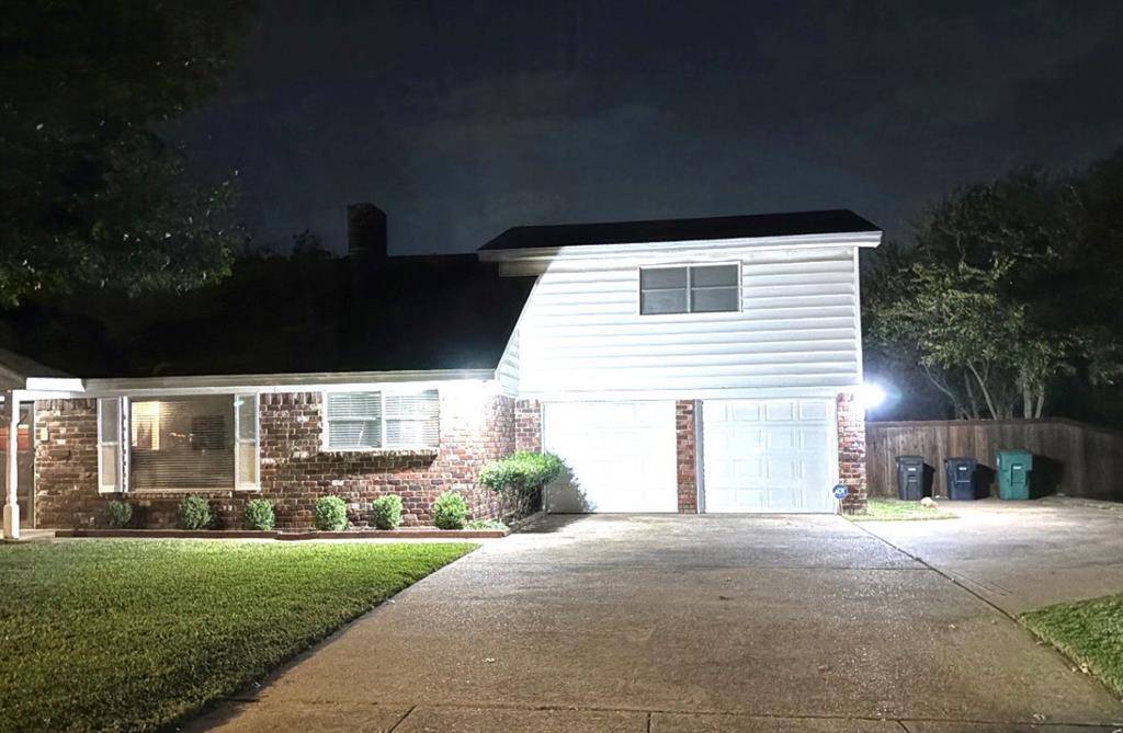 Fort Worth, TX 76133,5608 Woodway Drive